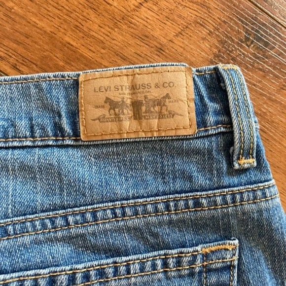 Levi's Vintage Jeans Mom Size 12 Short Tapered Leg Relaxed Fit Women's Denim - Picture 8 of 11